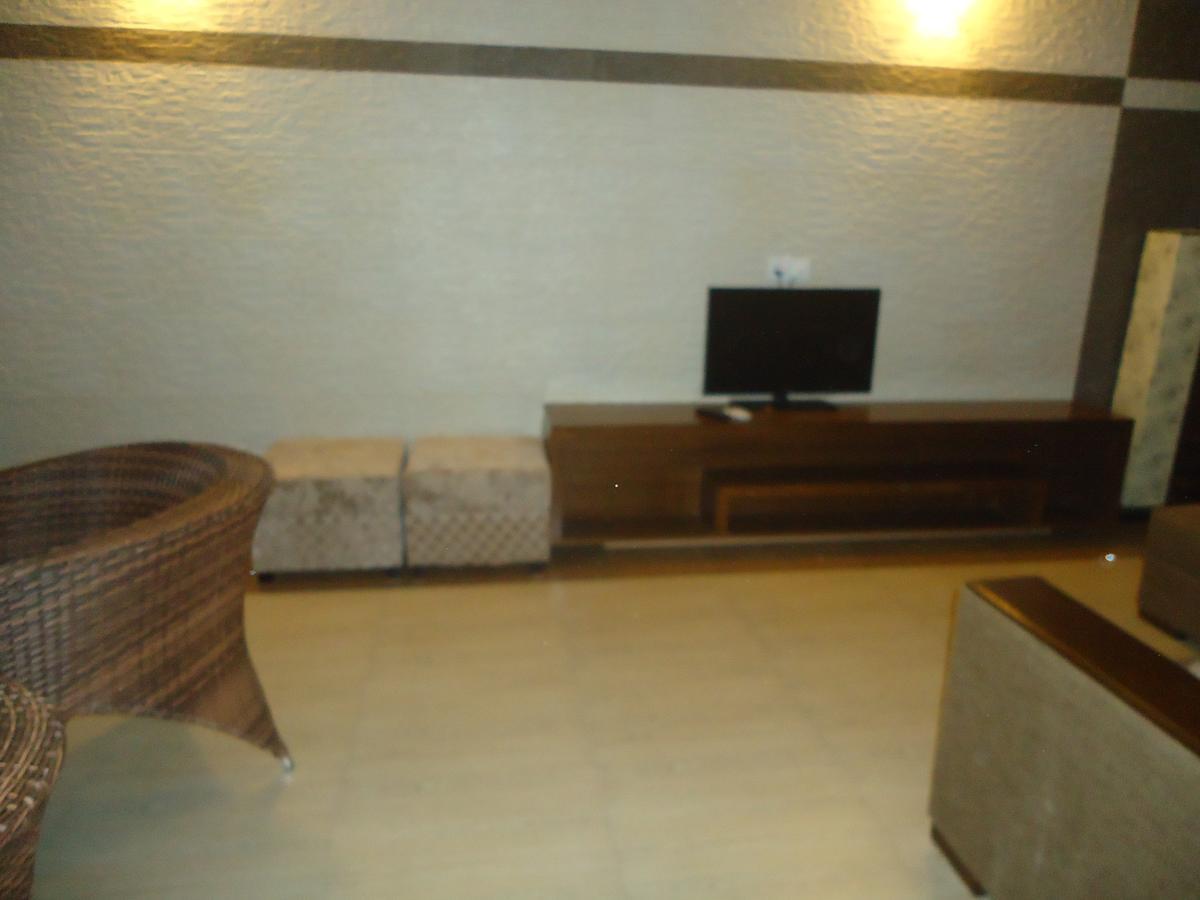 Neeshorgo Hotel & Resort Cox's Bazar Bagian luar foto